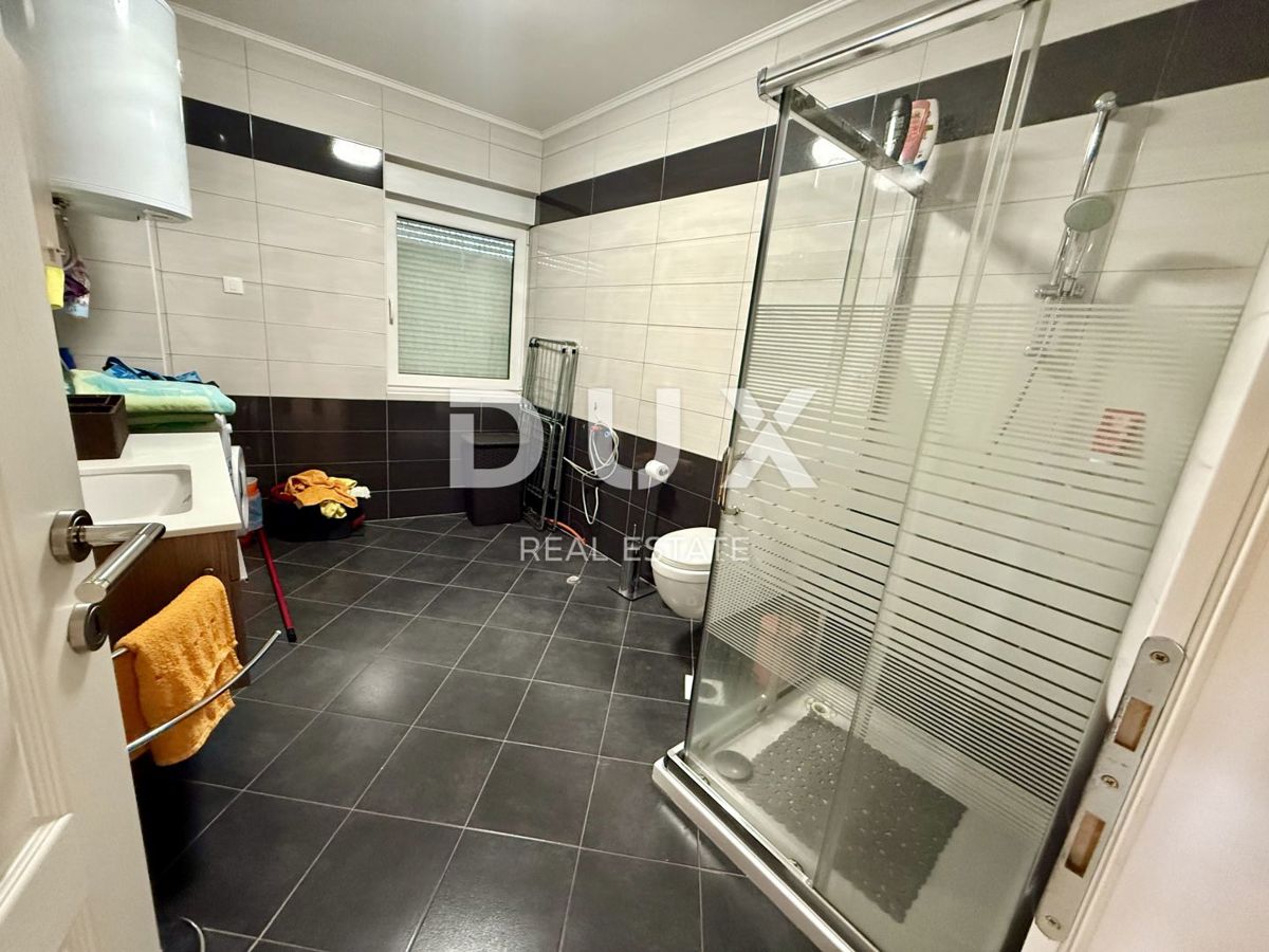 CRIKVENICA - Appartamento con tre camere da letto e garage!