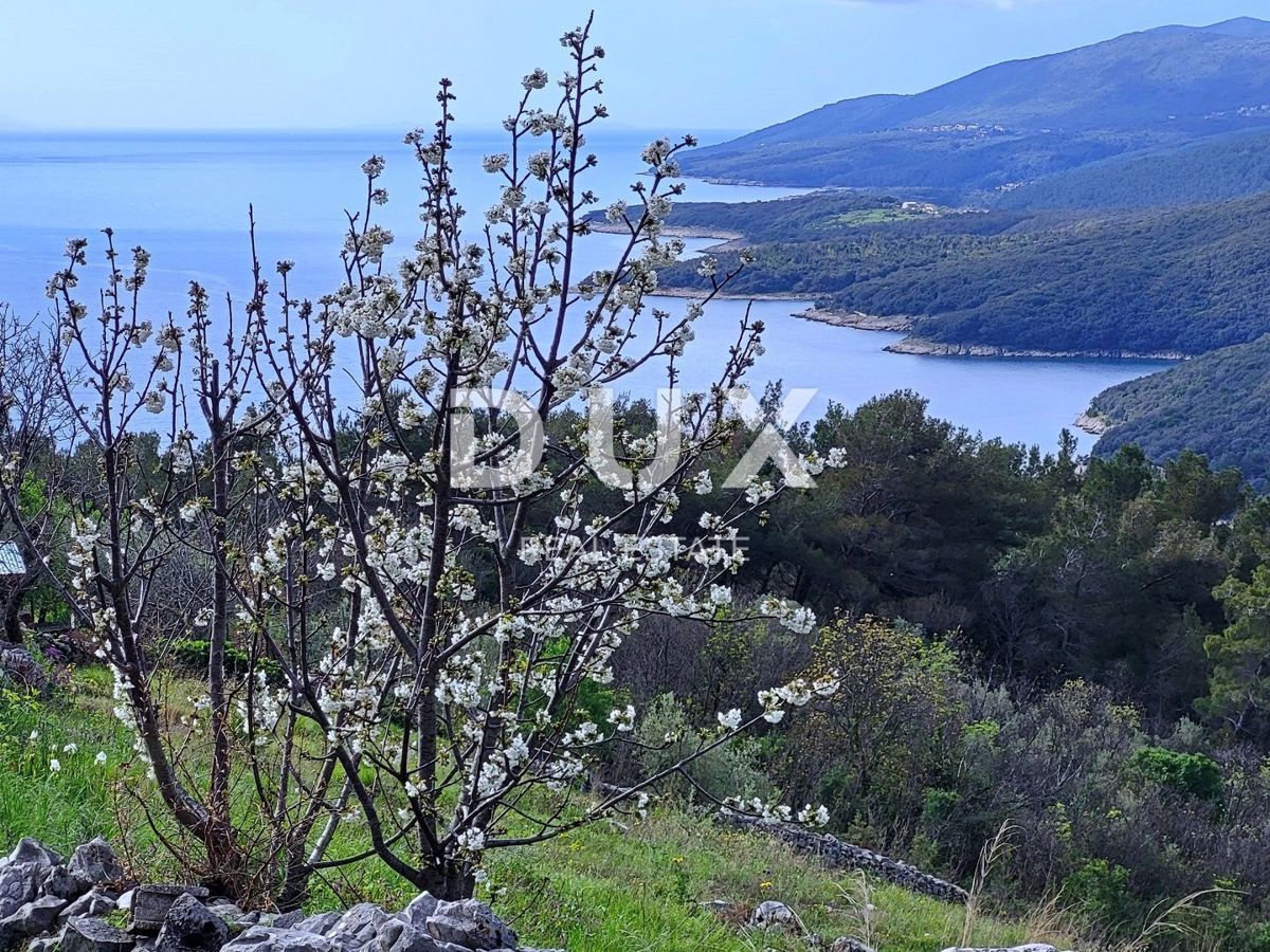 ISTRIA, RABAC - Terreno edificabile unico con vista panoramica sul mare