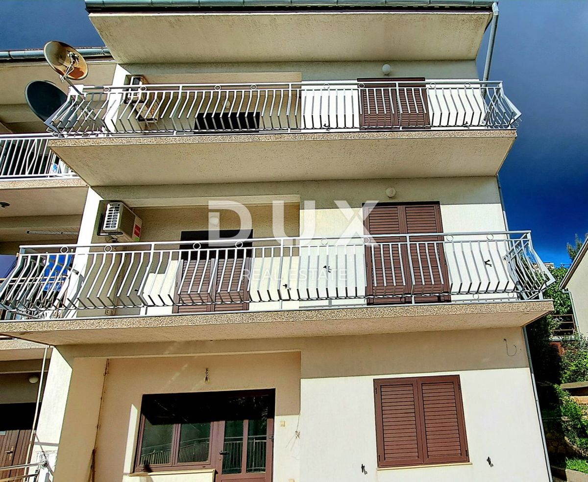 NOVI VINODOLSKI, SMOKVICA - Casa vicino al mare