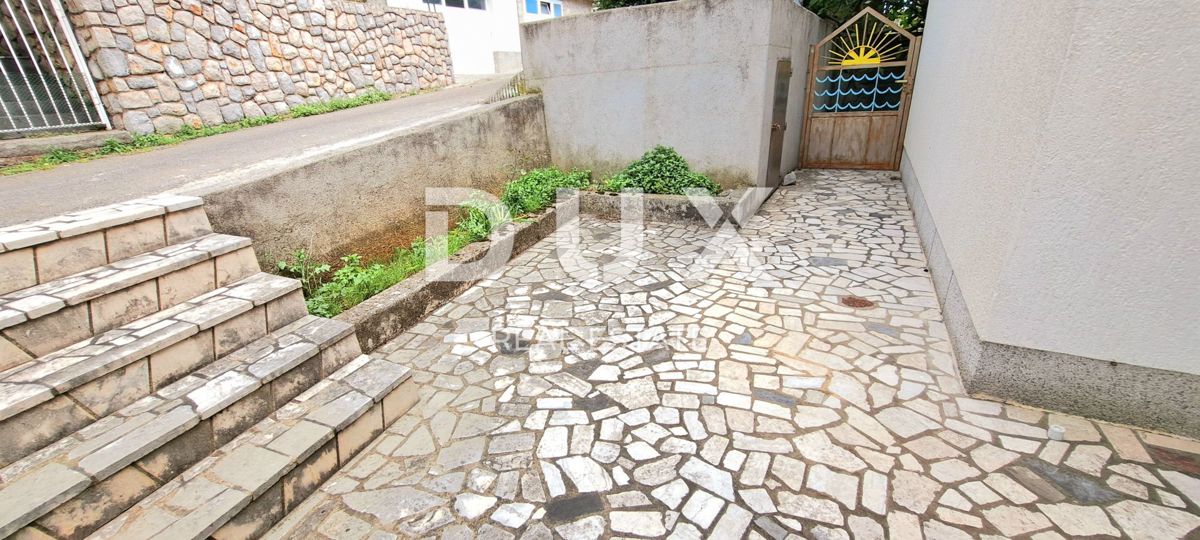 NOVI VINODOLSKI, SMOKVICA - Casa vicino al mare