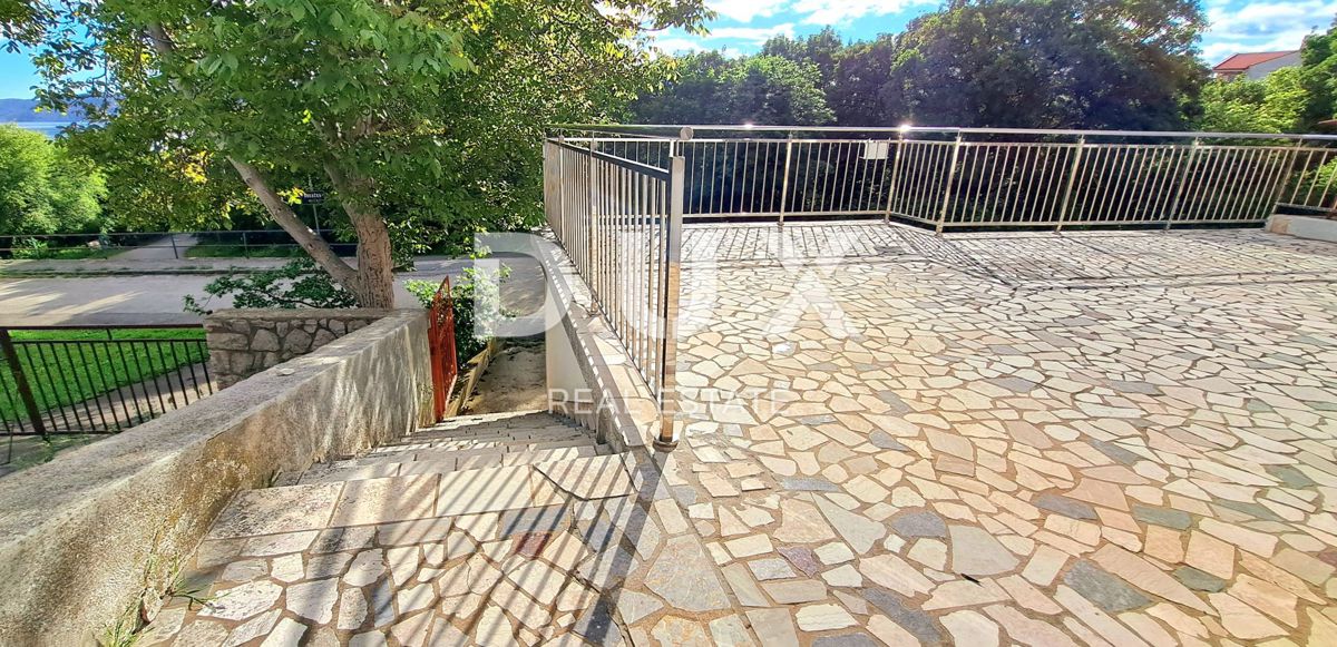 NOVI VINODOLSKI, SMOKVICA - Casa vicino al mare