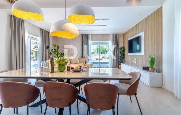ISTRIA, BARBAN - Villa sofisticata ed elegante di nuova costruzione