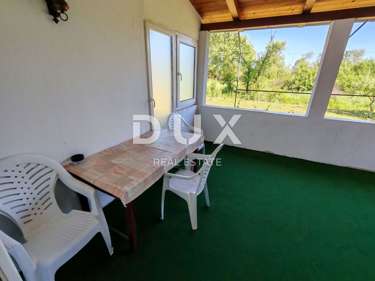 ZADAR, ZEMUNIK DONJI - Bellissima casa con un enorme giardino in una zona tranquilla immersa nella natura!