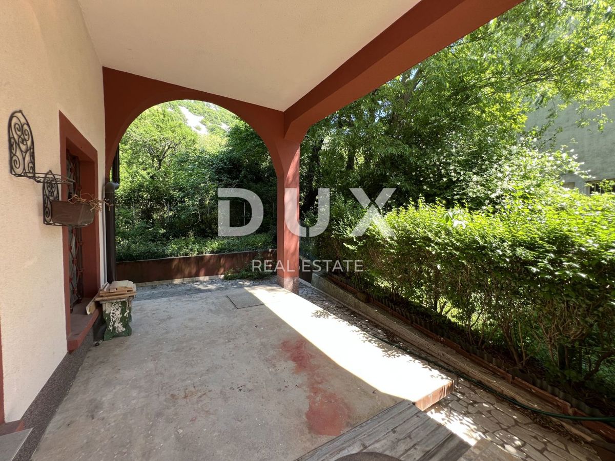 RIJEKA - appartamento di 179 m2 con giardino di 550 m2
