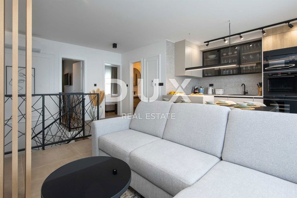 ISOLA DI KRK, CITTÀ DI KRK - Appartamento duplex con giardino e piscina vicino al mare