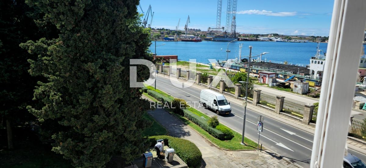 ISTRIA, POLA - Esclusiva! Appartamento nel centro della città!