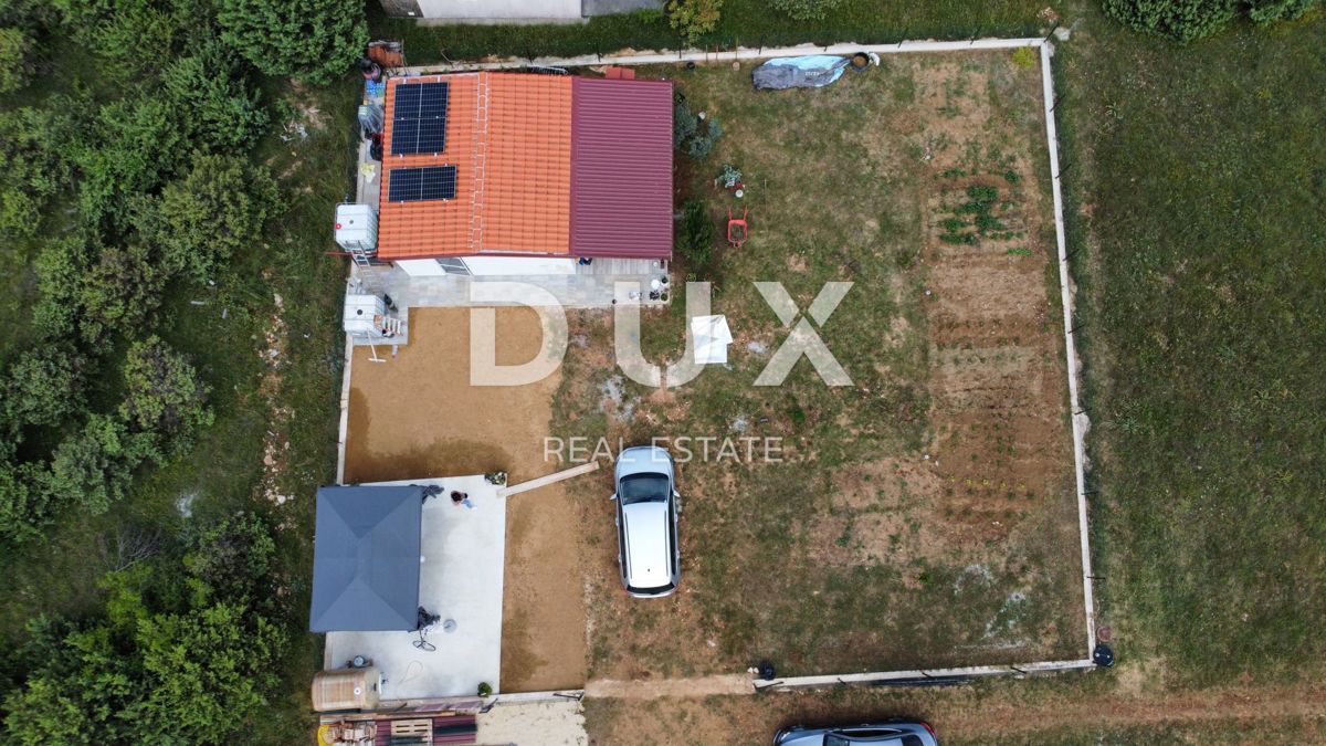 ZADAR, VRSI - Casa a un piano in posizione isolata