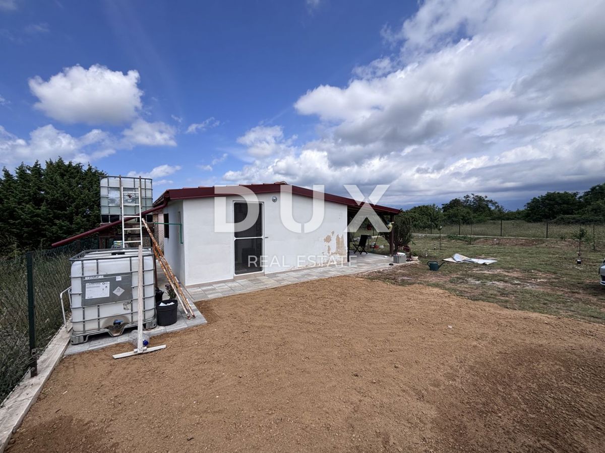 ZADAR, VRSI - Casa a un piano in posizione isolata