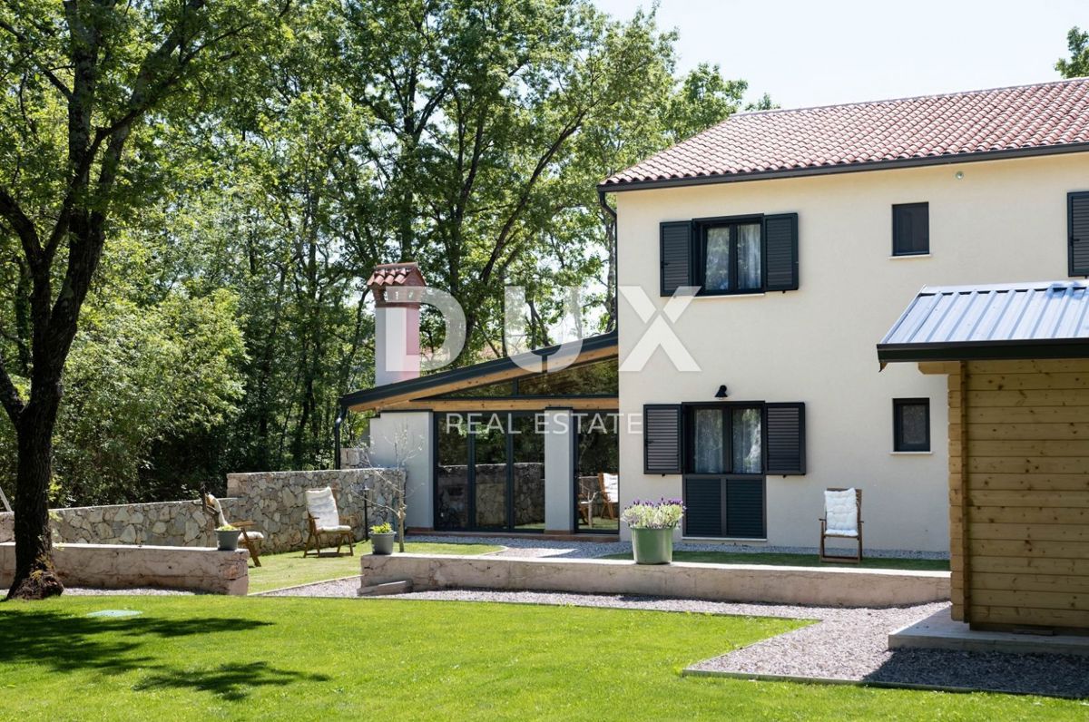 ISTRIA, LABIN - Casa immacolata con piscina in posizione appartata