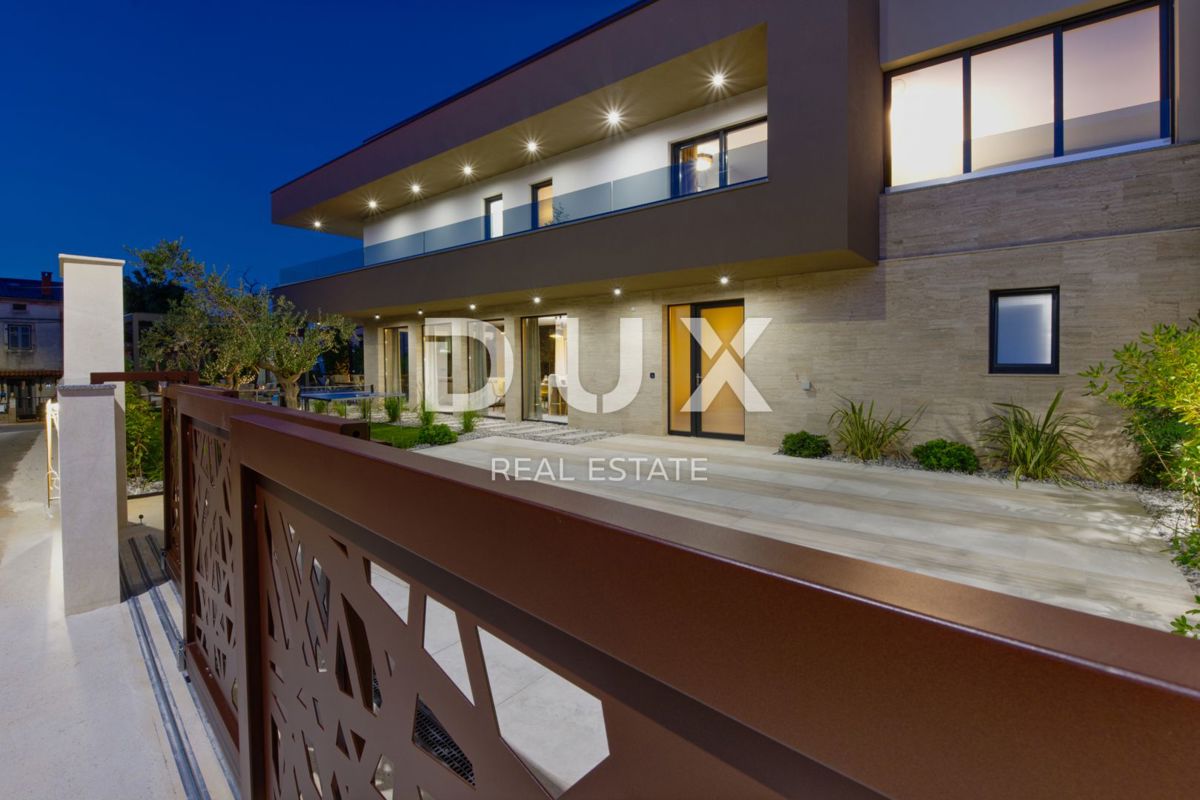 ISTRIA, PULA (dintorni)  - Bellissima villa nuova arredata nelle immediate vicinanze della città!