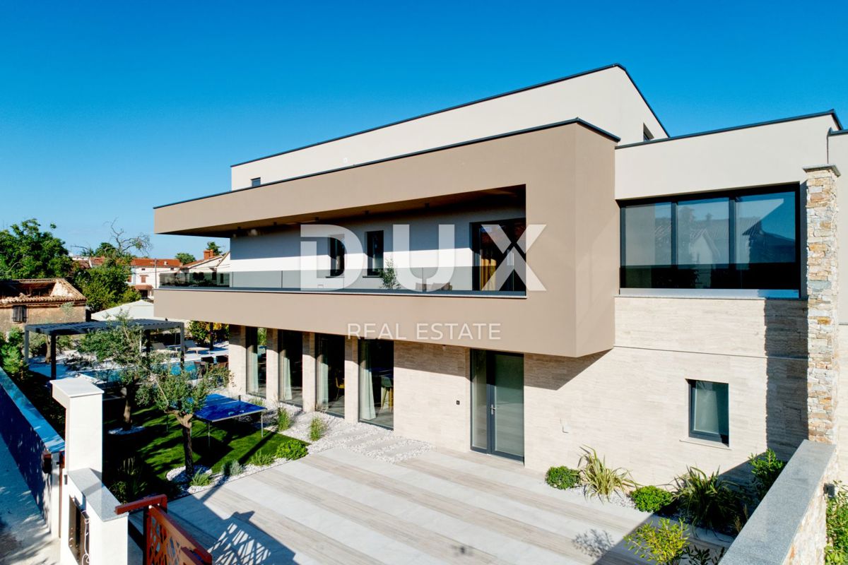 ISTRIA, PULA (dintorni)  - Bellissima villa nuova arredata nelle immediate vicinanze della città!