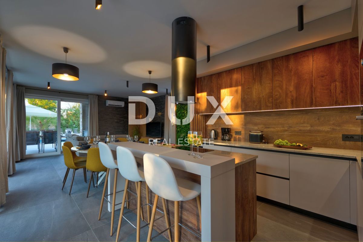 ISTRIA, PULA (dintorni)  - Bellissima villa nuova arredata nelle immediate vicinanze della città!