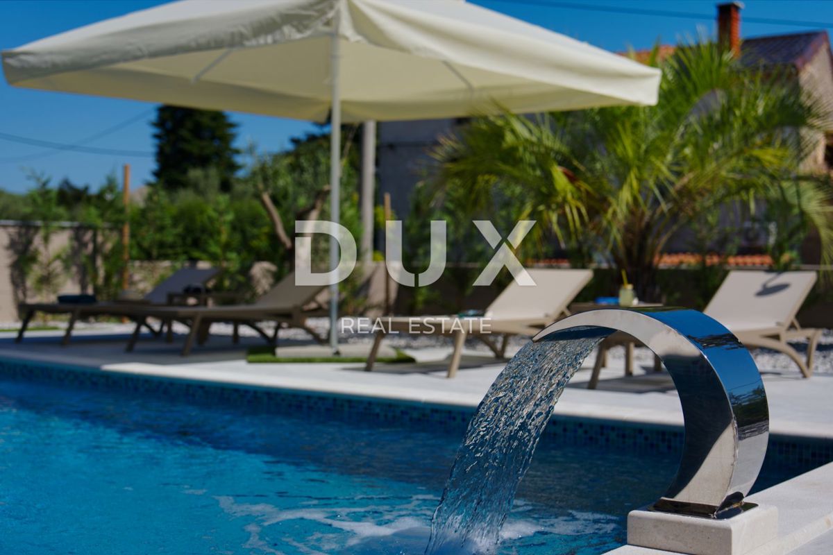 ISTRIA, PULA (dintorni)  - Bellissima villa nuova arredata nelle immediate vicinanze della città!