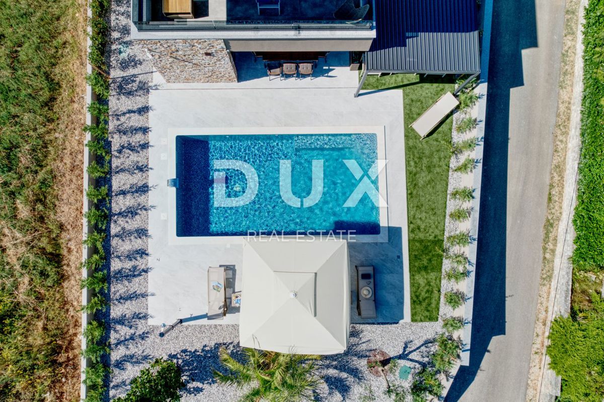 ISTRIA, PULA (dintorni)  - Bellissima villa nuova arredata nelle immediate vicinanze della città!