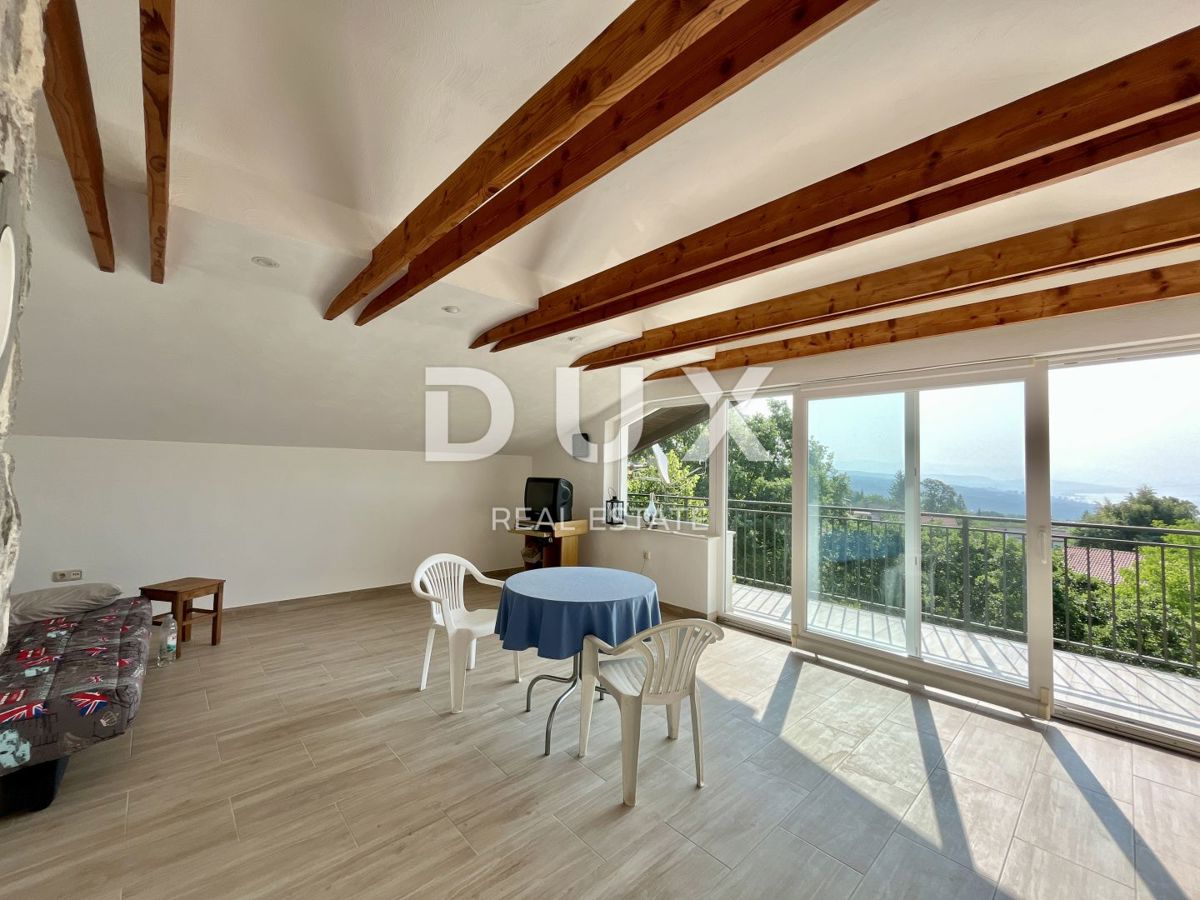 MATULJI, RUKAVAC - Casa indipendente con un bellissimo giardino e vista mare