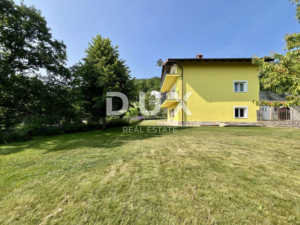 MATULJI, RUKAVAC - Casa indipendente con un bellissimo giardino e vista mare