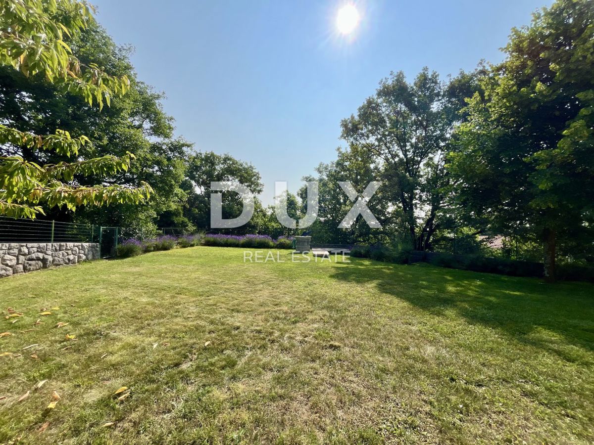 MATULJI, RUKAVAC - Casa indipendente con un bellissimo giardino e vista mare