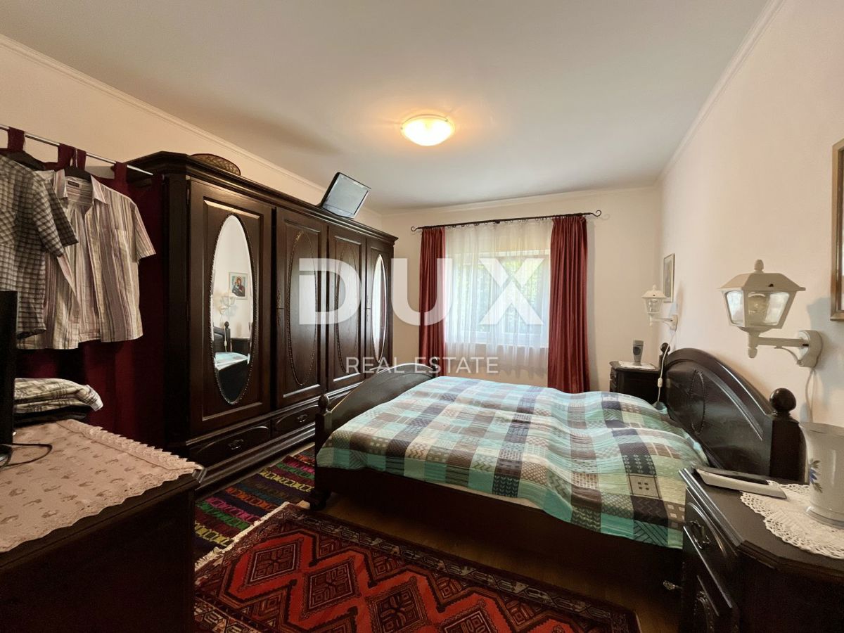MATULJI, RUKAVAC - Casa indipendente con un bellissimo giardino e vista mare