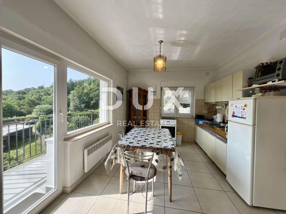 MATULJI, RUKAVAC - Casa indipendente con un bellissimo giardino e vista mare