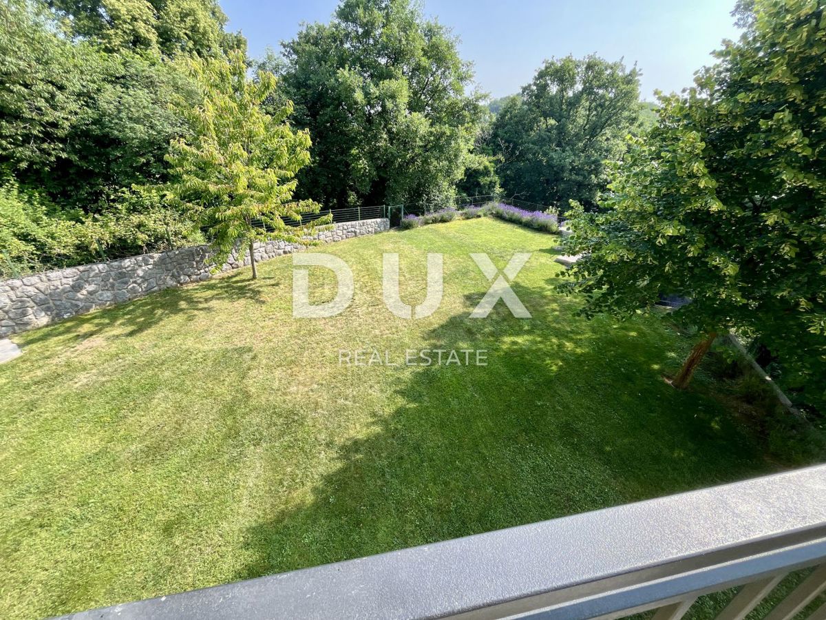 MATULJI, RUKAVAC - Casa indipendente con un bellissimo giardino e vista mare