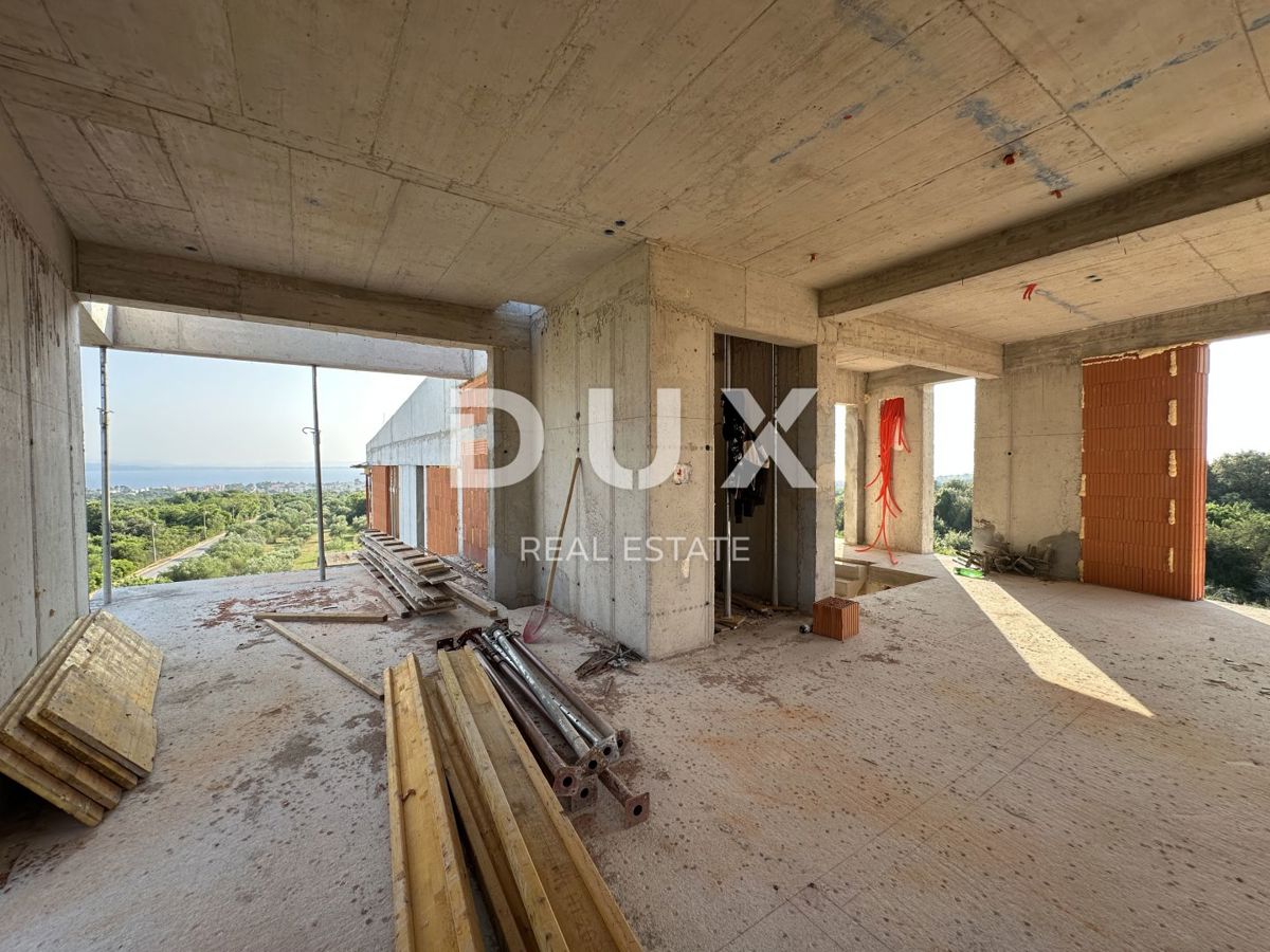 PETRČANE - Lussuoso appartamento con due camere da letto 89m² - Vista mare!