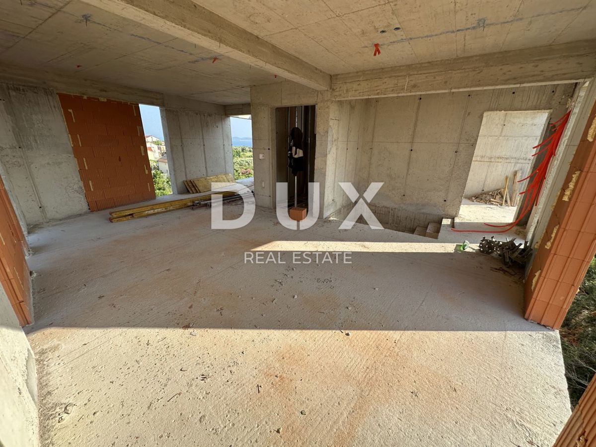 PETRČANE - Lussuoso appartamento con due camere da letto 89m² - Vista mare!