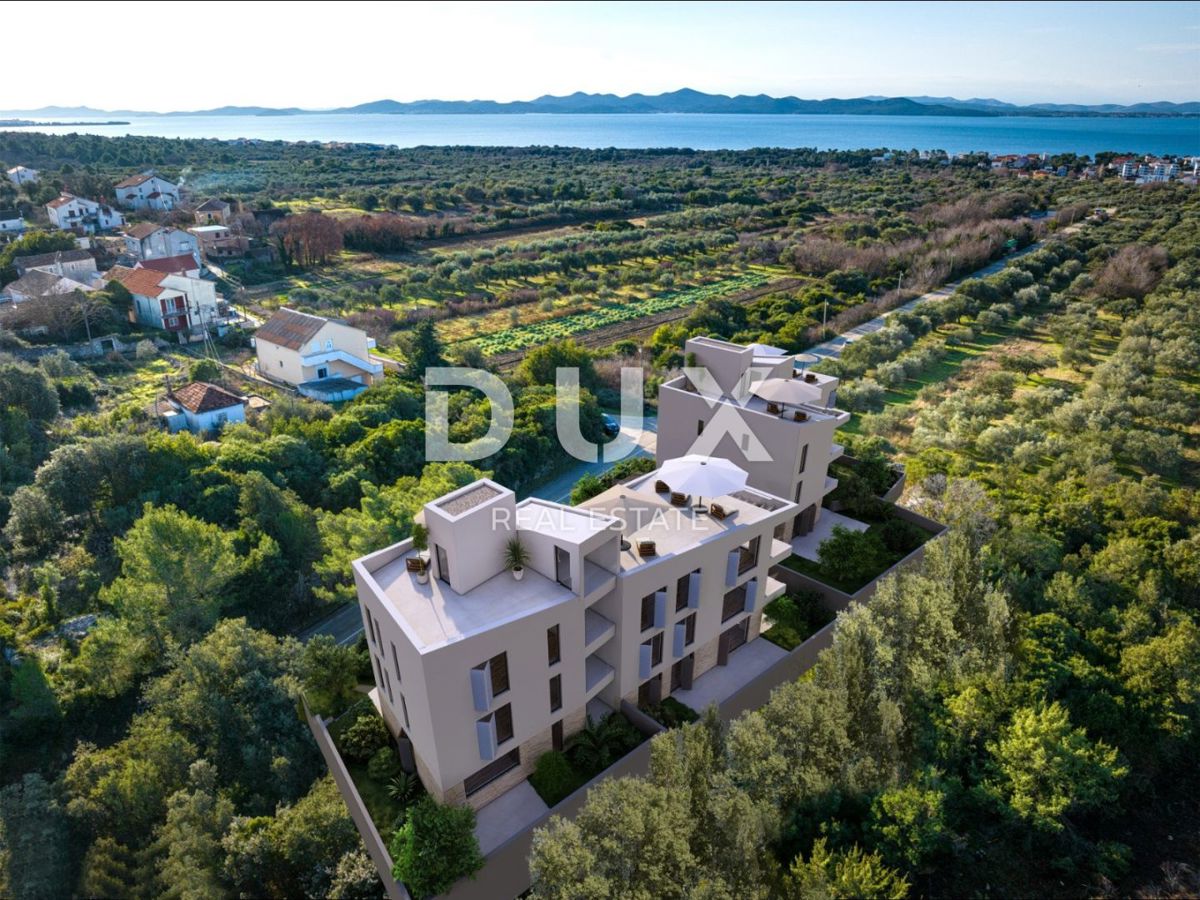 PETRČANE - Lussuoso appartamento con due camere da letto 89m² - Vista mare!