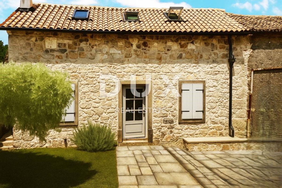 ISTRIA, SKITAČA - Autentica casa in pietra istriana