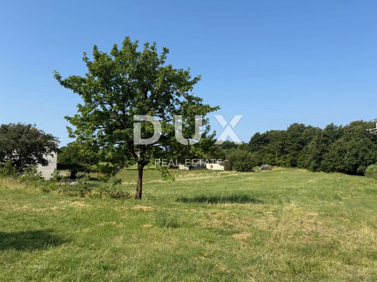 Terreno Barban, 613m2