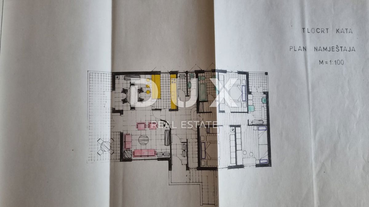 ISTRIA, OPRTALJ - Terreno edificabile con permesso e fondamenta già realizzate