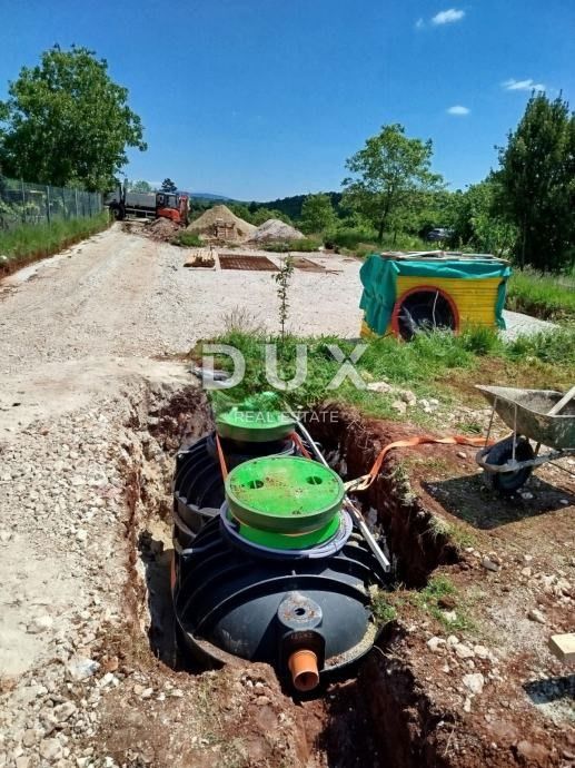 ISTRIA, ŽMINJ - Terreno con permesso e costruzione iniziata