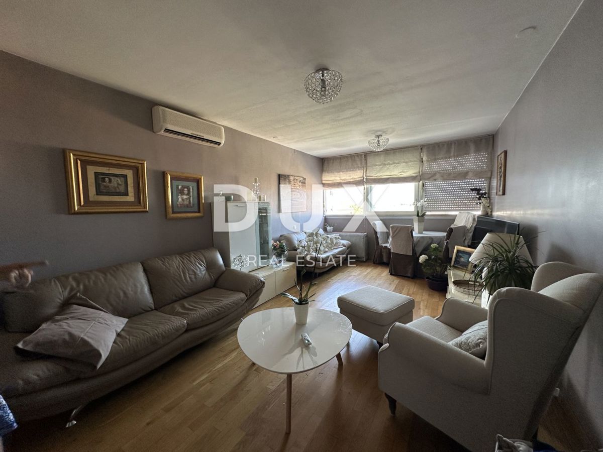 ZADAR, BULEVAR - Appartamento arredato con due camere da letto, ottima posizione!