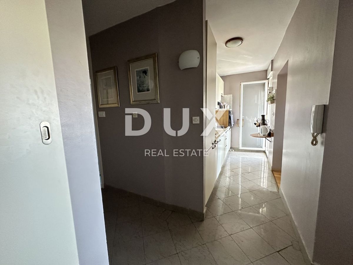 ZADAR, BULEVAR - Appartamento arredato con due camere da letto, ottima posizione!