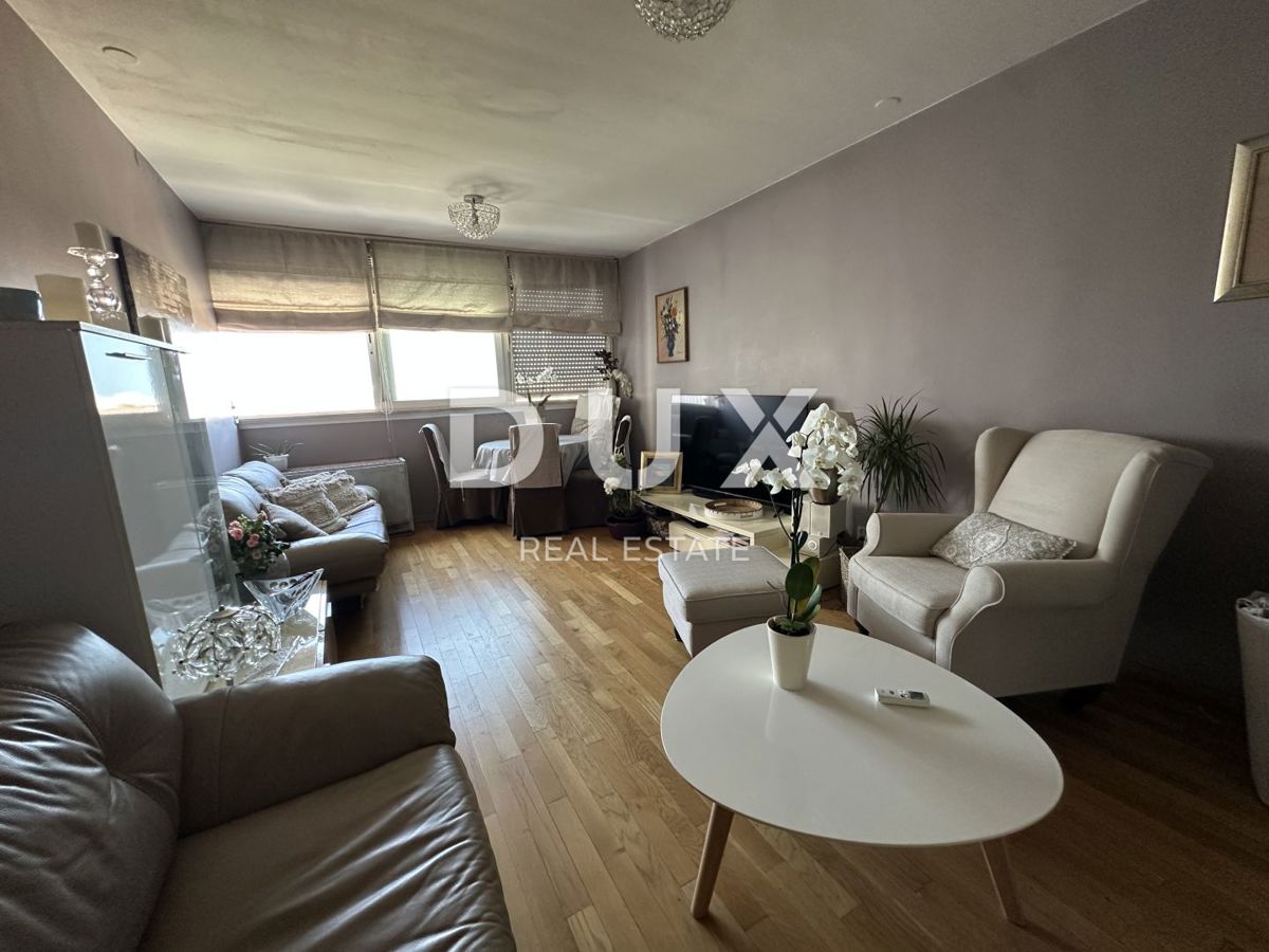 ZADAR, BULEVAR - Appartamento arredato con due camere da letto, ottima posizione!