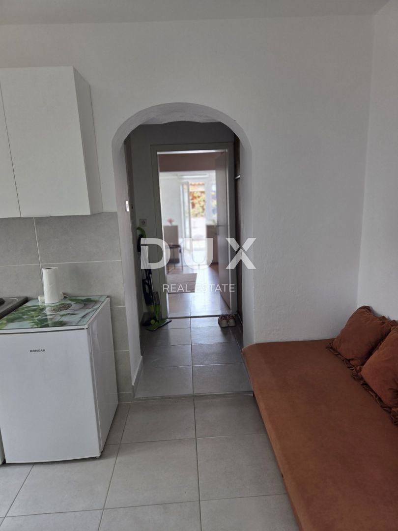 CRIKVENICA, DRAMALJ - Bellissimo appartamento con 1 camera da letto + soggiorno, a 150 m dal mare