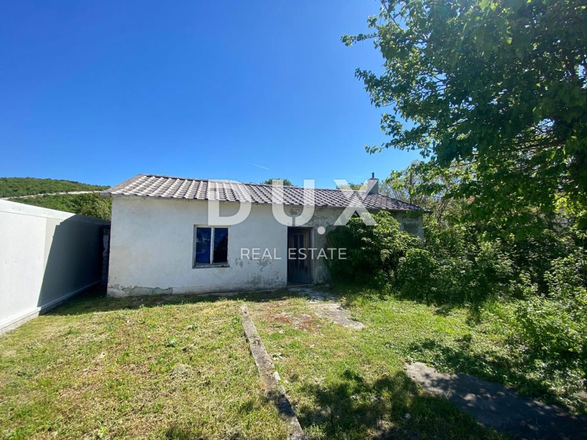 KRALJEVICA, ŠMRIKA - casa indipendente con 1.200 m2 di giardino! OPPORTUNITÀ!