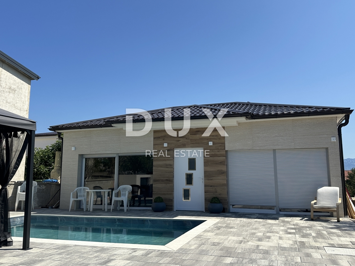 ZADAR, VIR - Moderna casa a un piano con piscina!