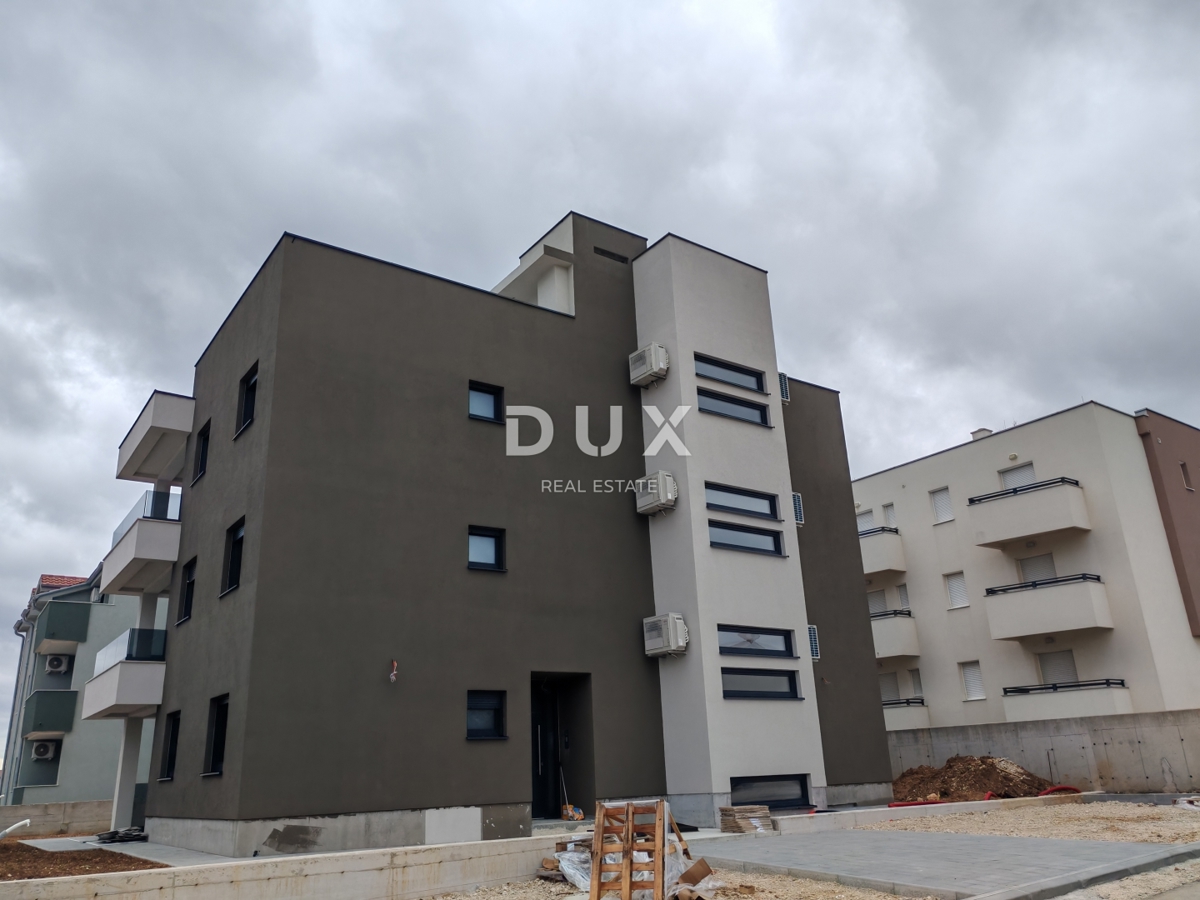 ZADAR, RAŽANAC - Nuovo edificio! Riscaldamento a pavimento, ascensore, vista mare, ripostiglio...! S1