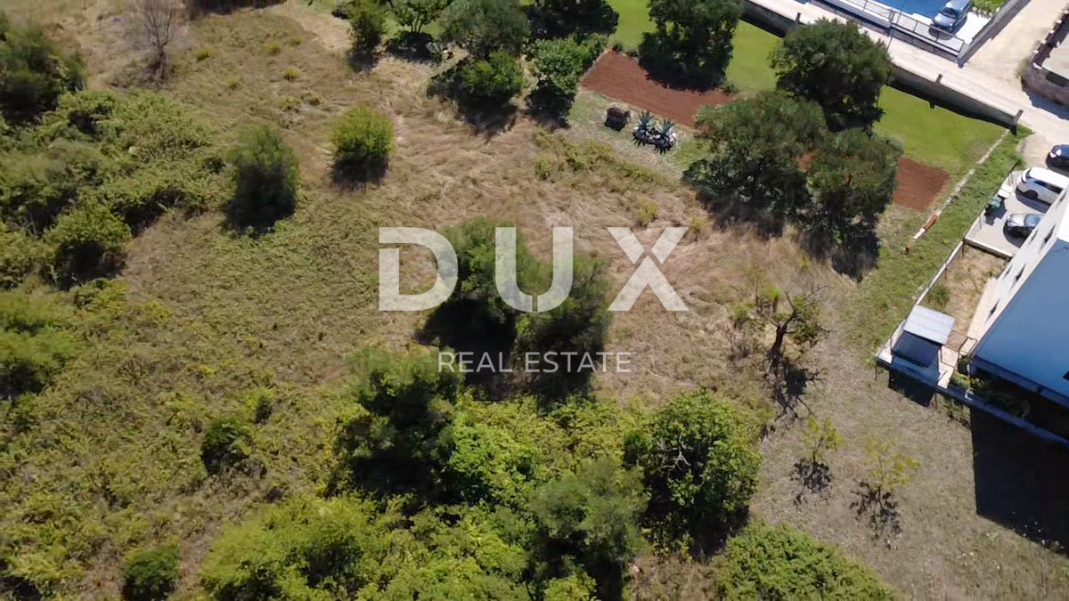 ZADAR, SUKOŠAN - Terreno edificabile 379m²