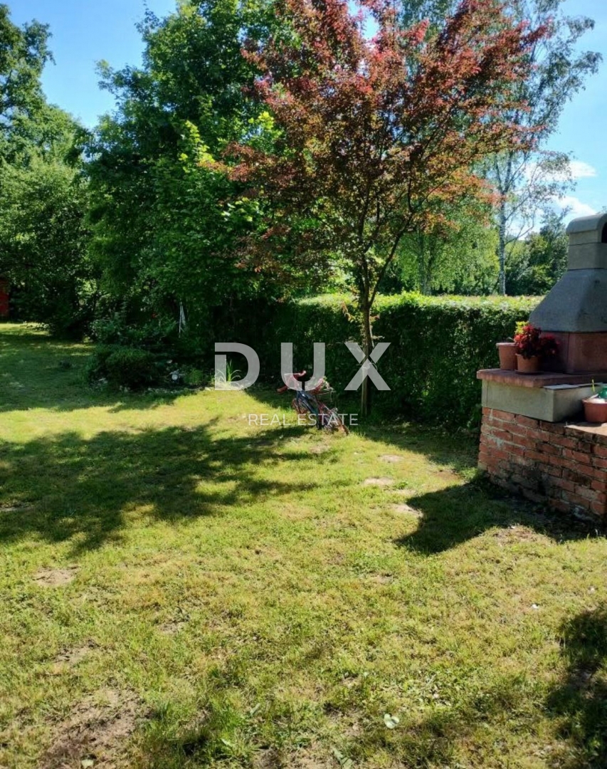 Casa Lijevo Sredičko, Pisarovina, 1.228m2