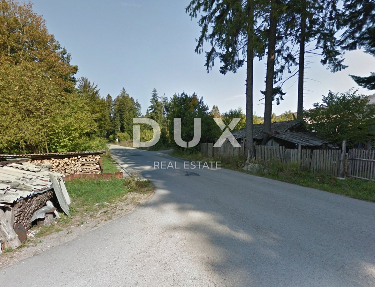 GORSKI KOTAR, DELNICE, LUČICE - terreno edificabile di 21000 m2 nella zona industriale per un capannone/magazzino/edificio per uffici 