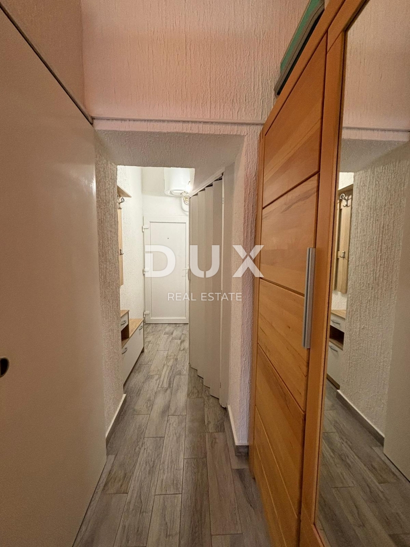 ISTRIA, POLA - Due appartamenti in una posizione ricercata vicino al mare!