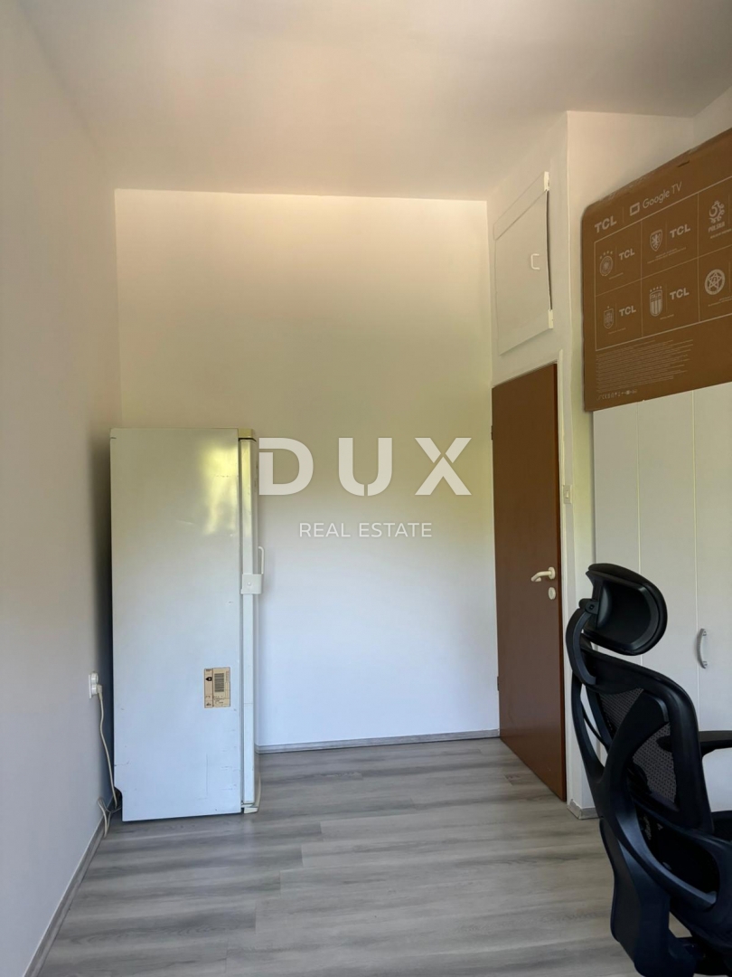 ISTRIA, POLA - Due appartamenti in una posizione ricercata vicino al mare!