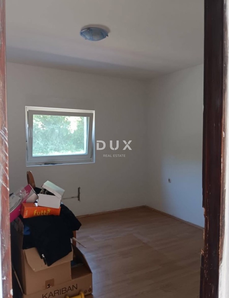 RIJEKA, VIŠKOVO - casa indipendente con due appartamenti separati e un ampio giardino! OCCASIONE!