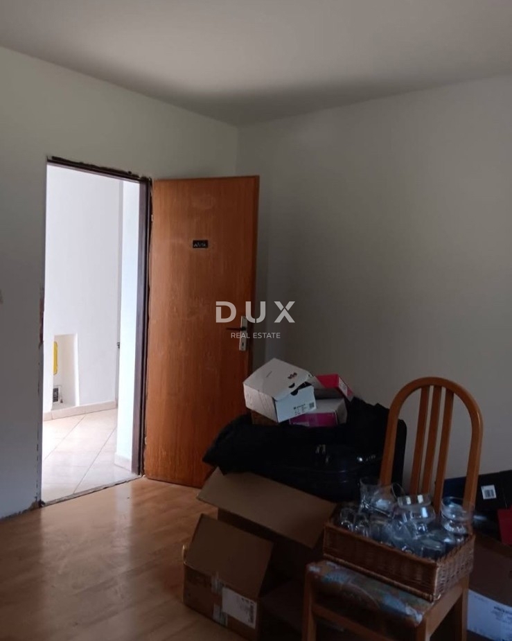 RIJEKA, VIŠKOVO - casa indipendente con due appartamenti separati e un ampio giardino! OCCASIONE!