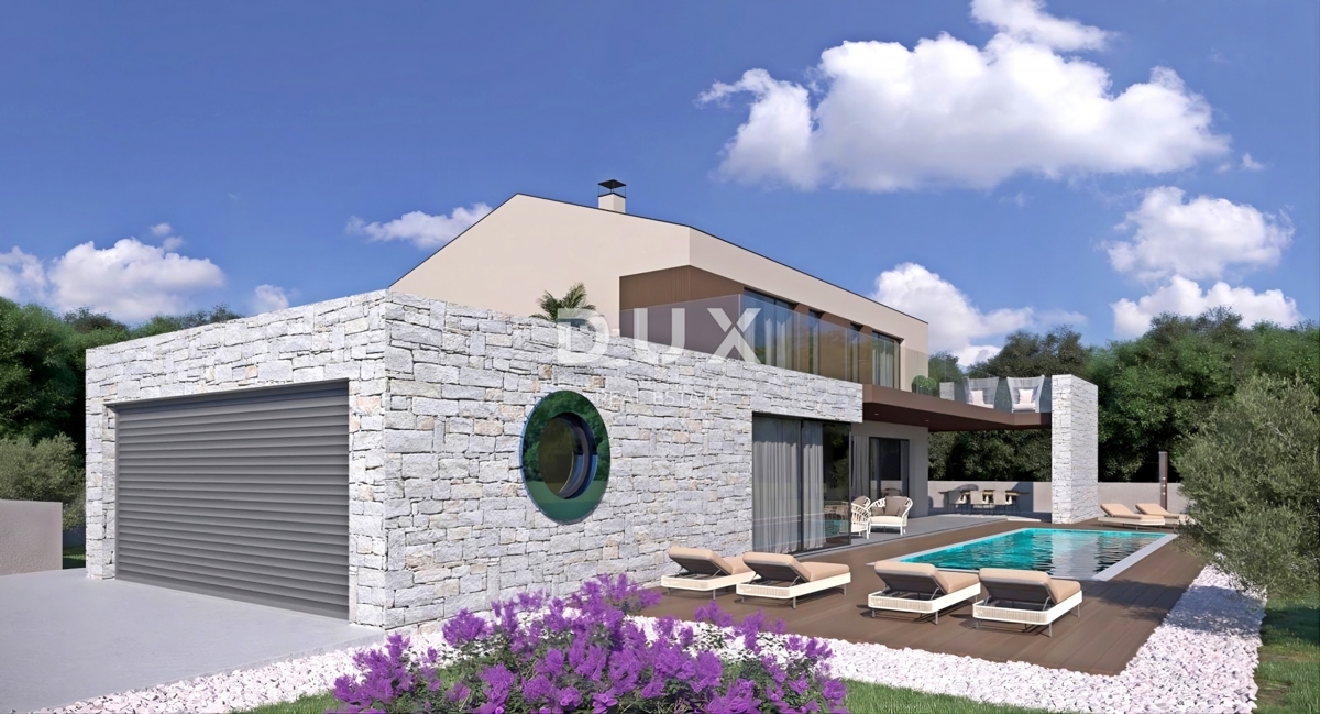 ISTRIA, LABIN - Quattro lotti edificabili con due permessi di costruzione