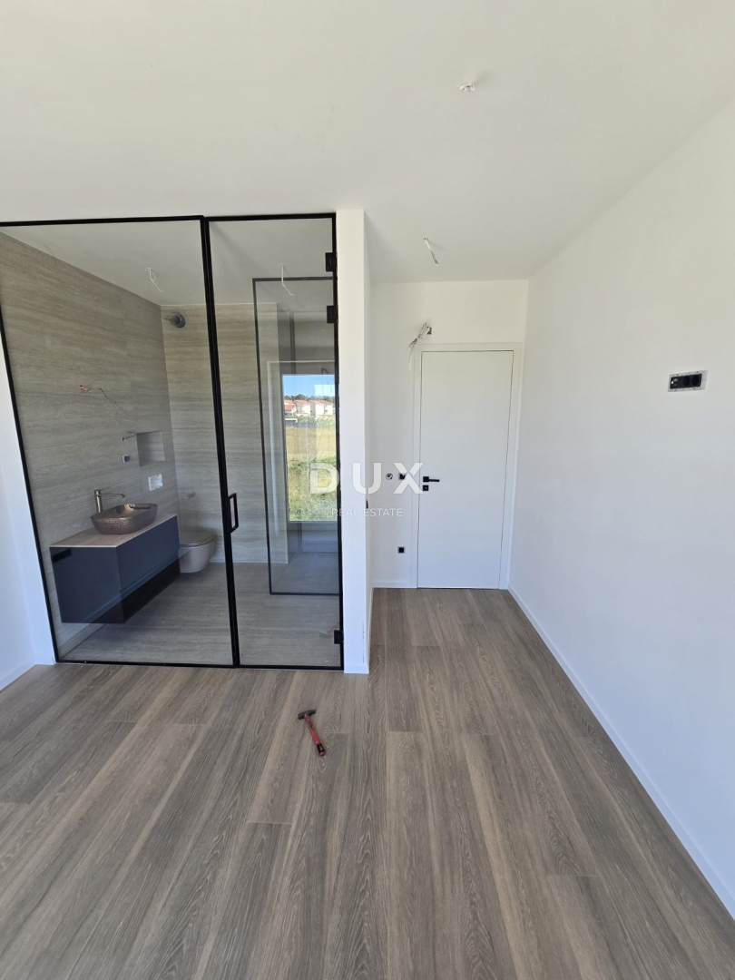 ZADAR, NIN - Appartamento unico con piscina privata! A3