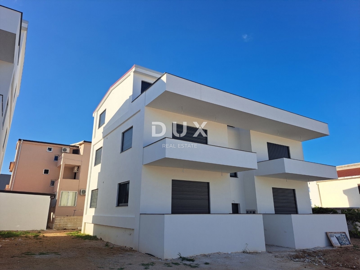 ISOLA DI PAG, PAG - esclusivo appartamento 2 camere da letto + soggiorno in un NUOVO EDIFICIO + terrazza! OCCASIONE!