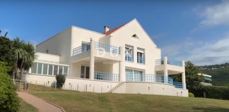 Casa Ičići, Opatija - Okolica, 700m2