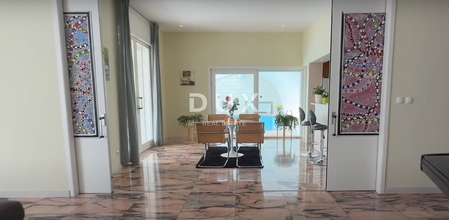 Casa Ičići, Opatija - Okolica, 700m2